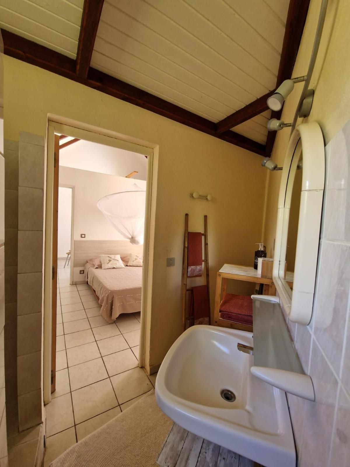 Gites Tho Koba Saint-Claude Exterior photo