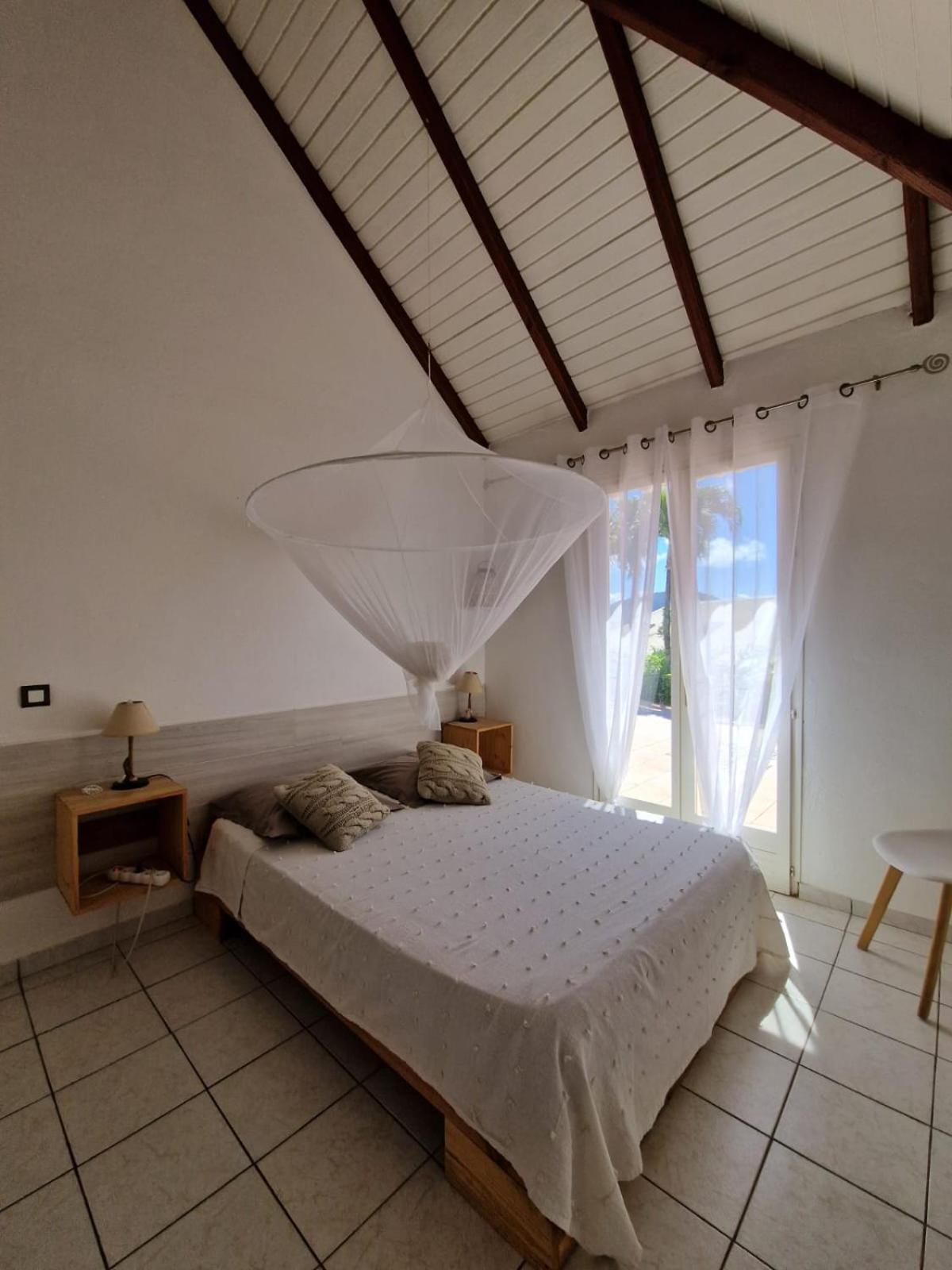 Gites Tho Koba Saint-Claude Exterior photo